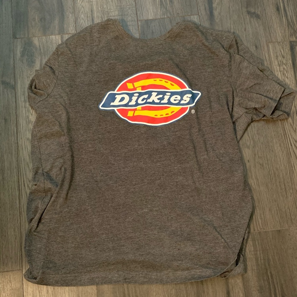 Vintage dickies t shirt!!